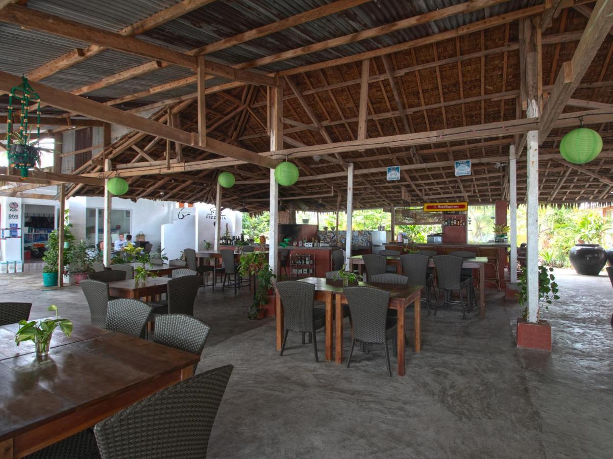 Oyo 853 Malapascua Beach And Dive Resort Buitenkant foto